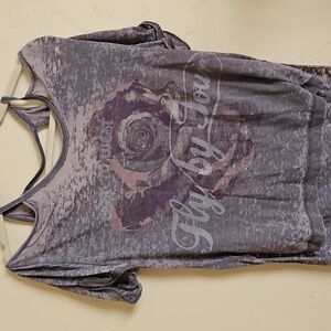Distress open back tee. Freepeople medium